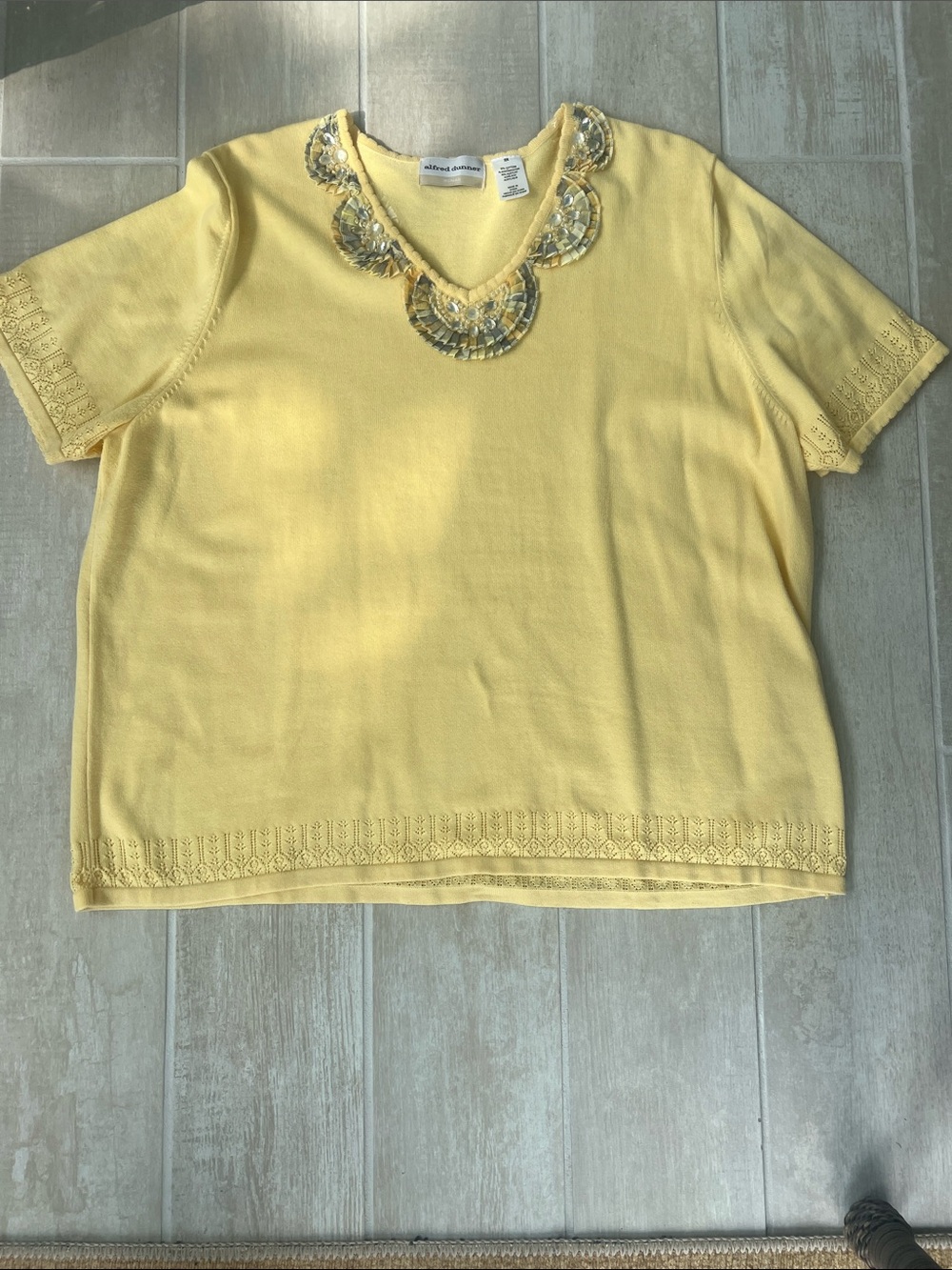 Alfred Dunner Pale Yellow Beaded Scoop Neck Short Sleeve Sweater